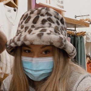 ⭐️welcome to my closet! ⭐️